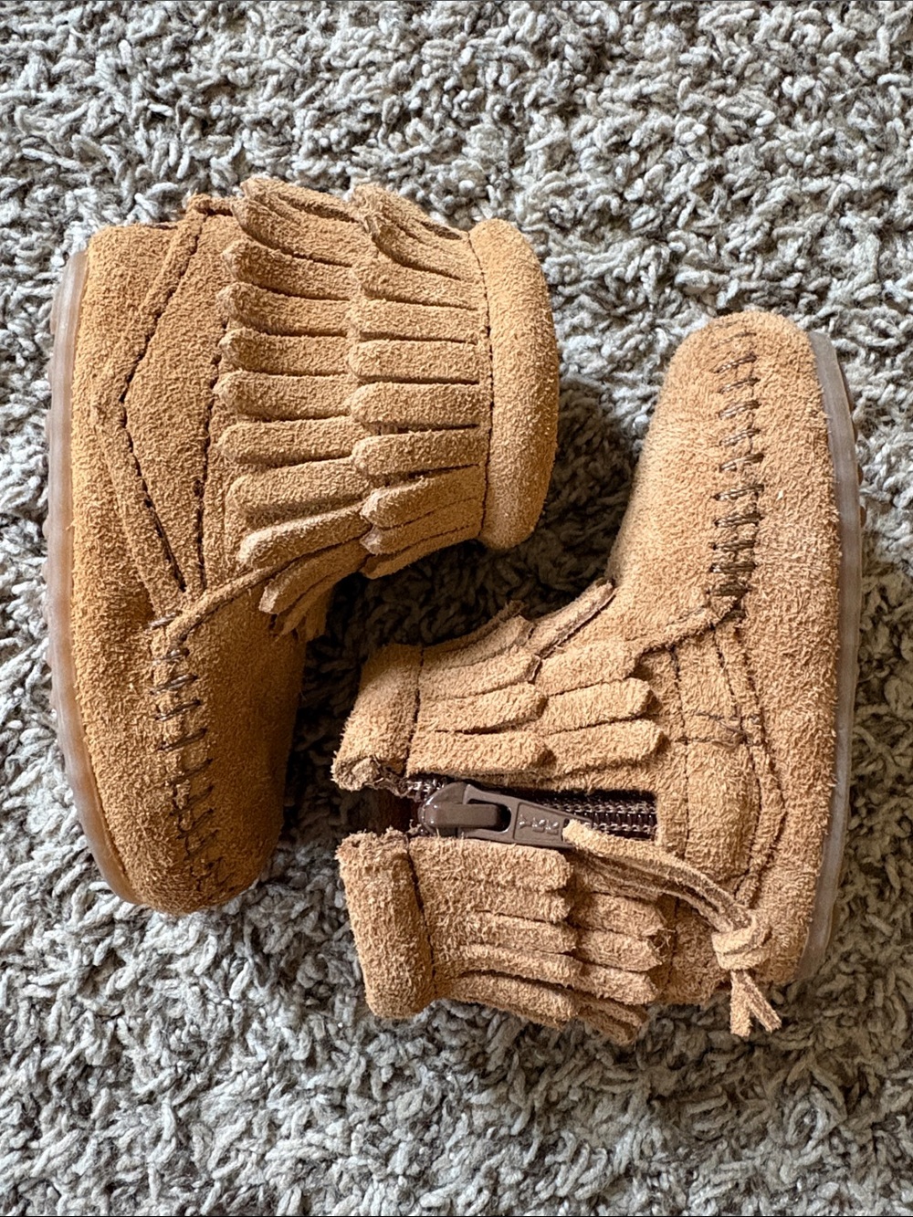 MINNETONKA Infant Size 2 Leather Double Fringe Zip Up Booties Like New